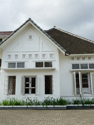 Bangunan Indis Jalan Supadi No. 11 Kotabaru Yogyakarta