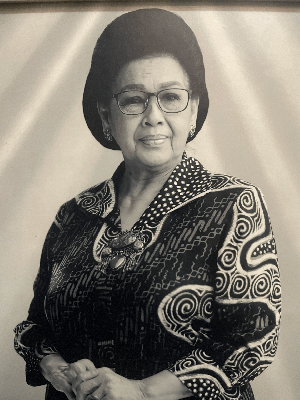 Almh. Siti Lestari Donolobo