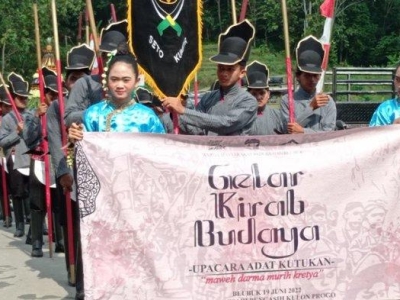 Gelar Kirab Budaya