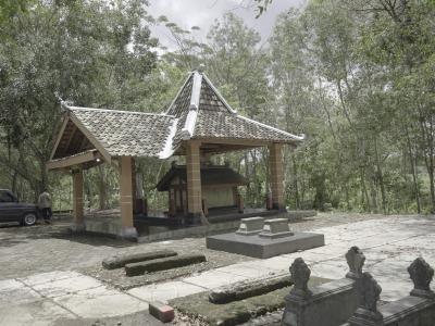 Makam Raden Mas Tumenggung Djojodikromo Suseco Ludiro